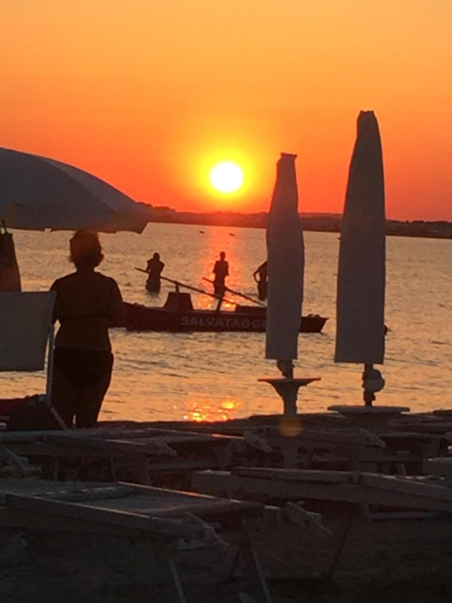 Affittasi Casa Vacanza A Casa Di Emma Leverano Eksteriør billede